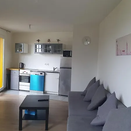 Appartement Charming T3 With Balcony Near Paris *